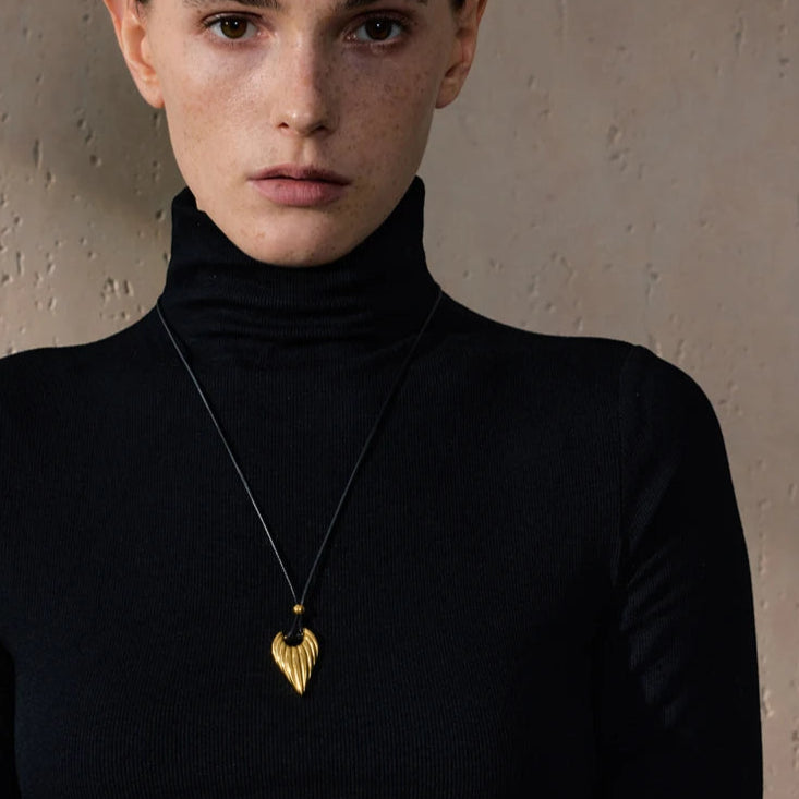 Minimalist Stripe Heart Pendant Necklace