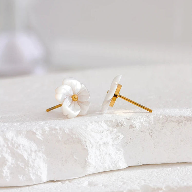 Bloom Shell Stud Earrings