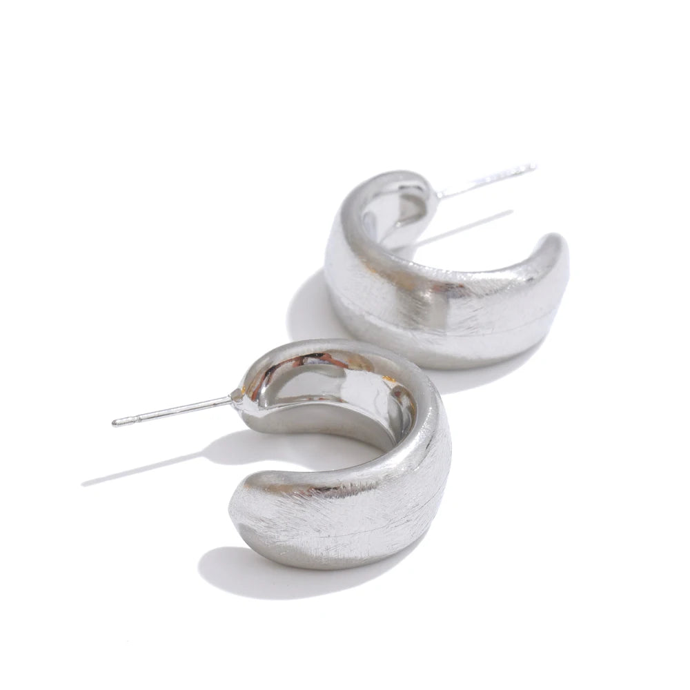 Minimalist C-Shape Hoop Earrings