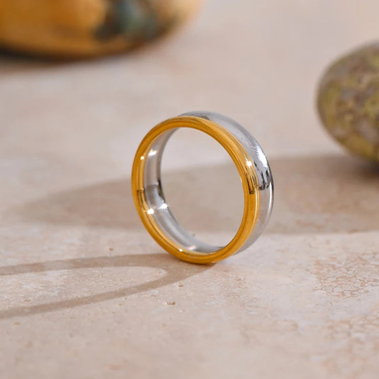 Two-Tone Casting Design Ring