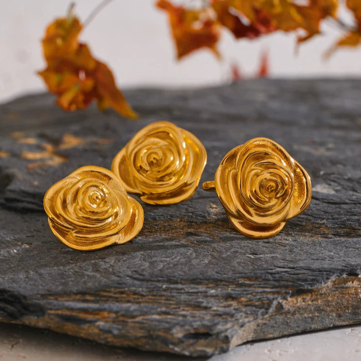 Gold Flower Ring & Earrings Set