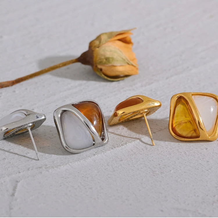 Caramel Resin Square Stud Earrings