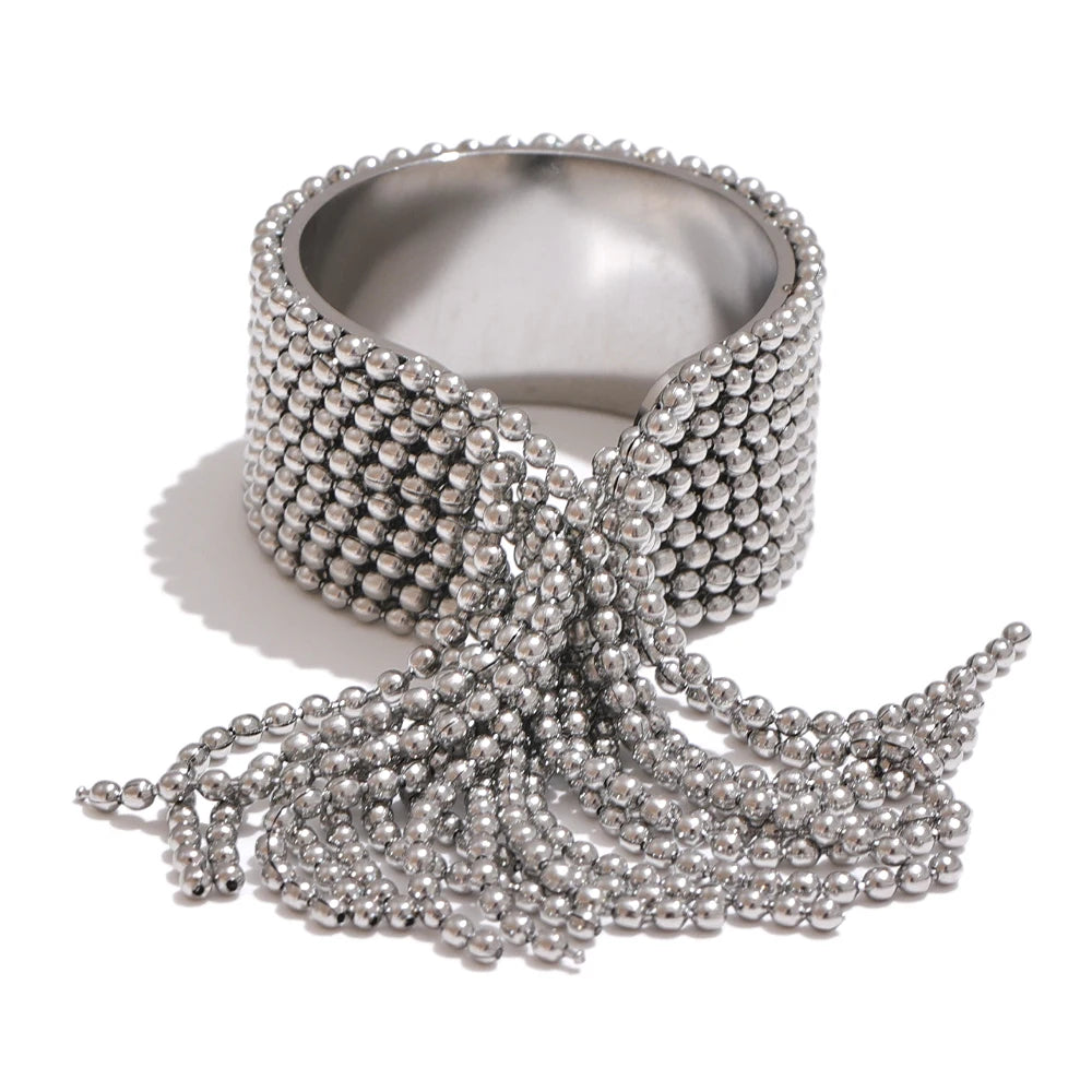 Nara Tassel Ring