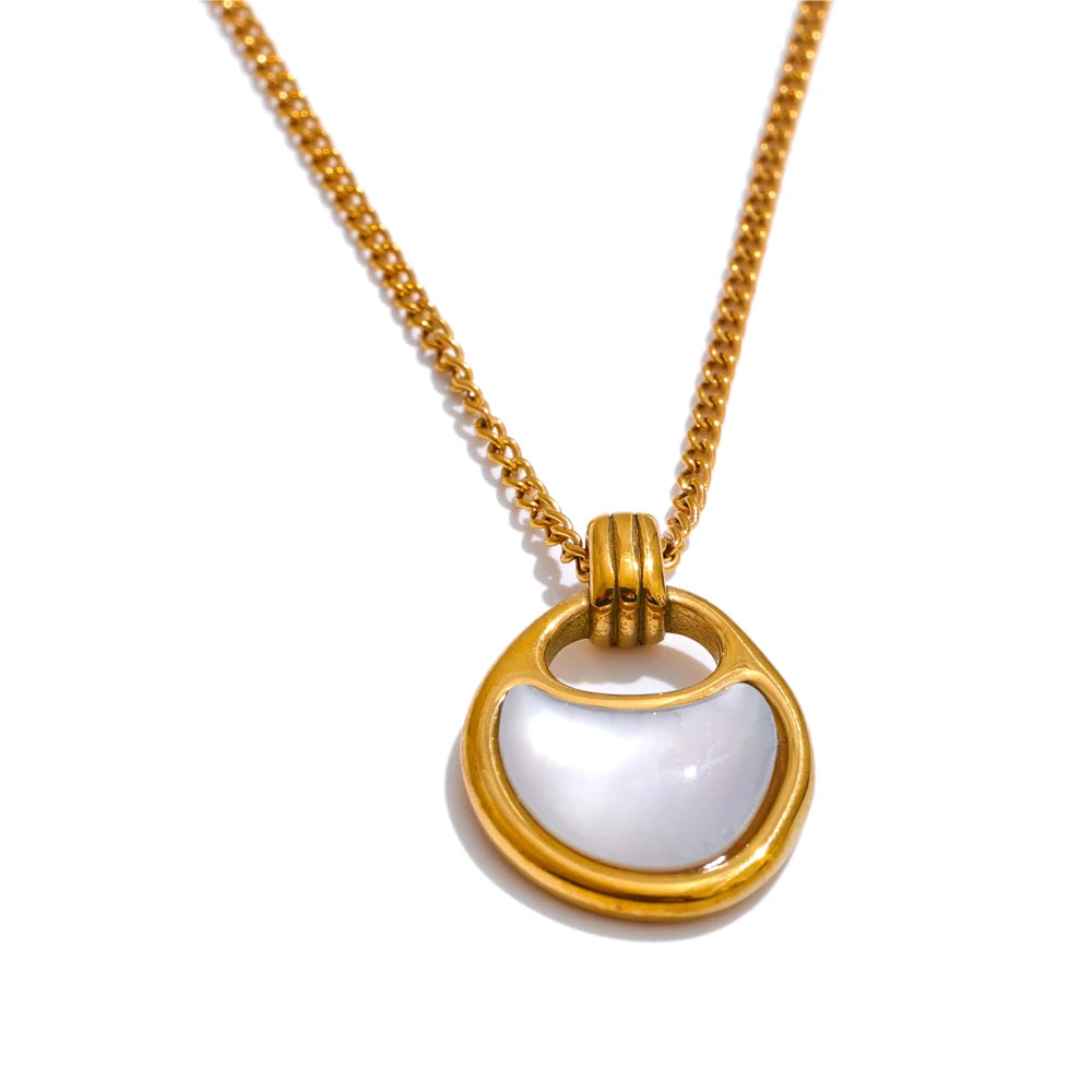 Shell Geometric Pendant Necklace
