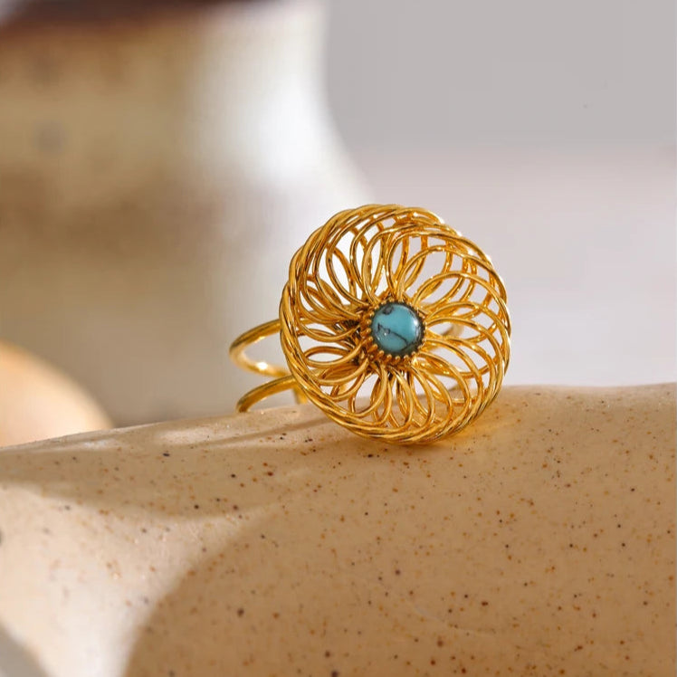 Adjustable Ring With Stone & Floral Hollow Design