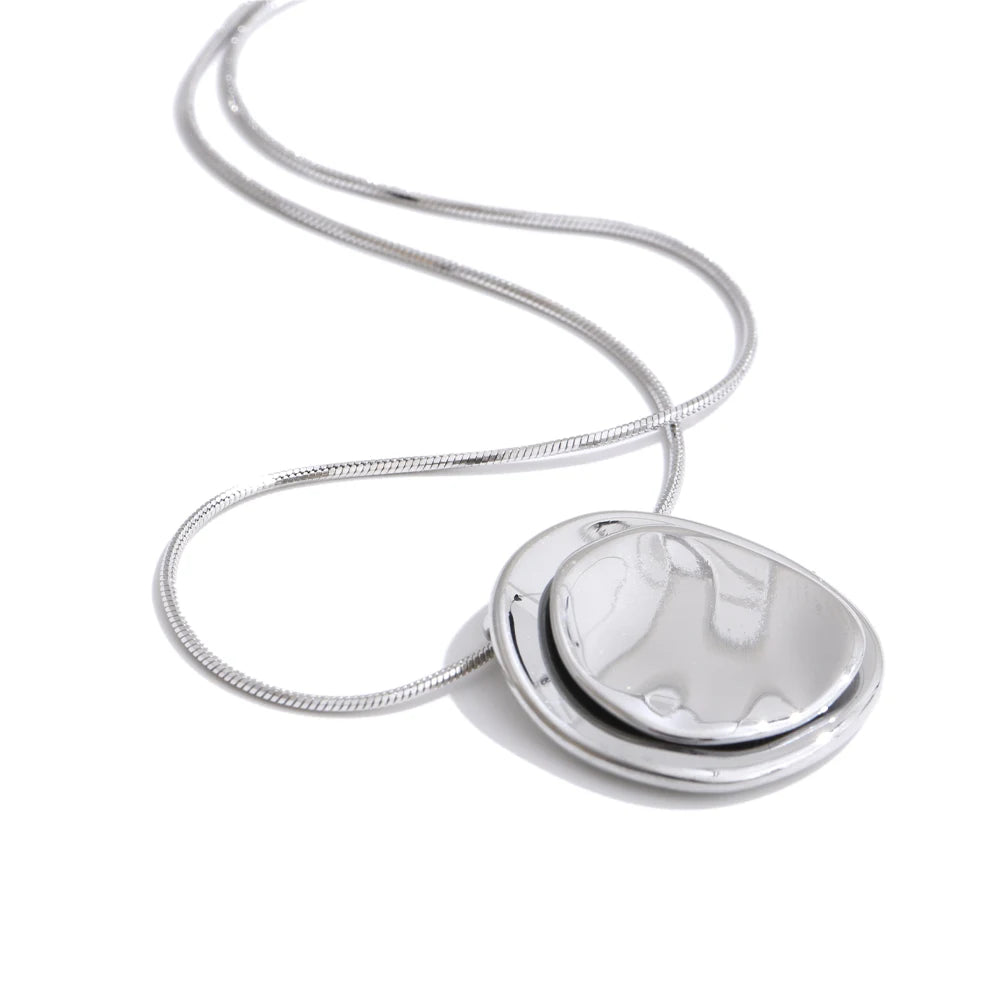 Double Circle Pendant Necklace