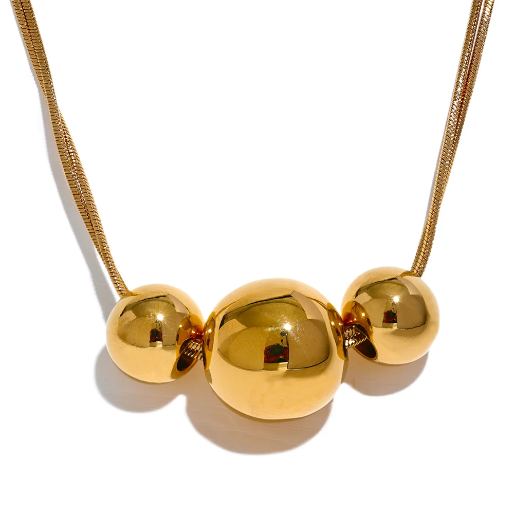 Aria Round Beads Pendant Necklace