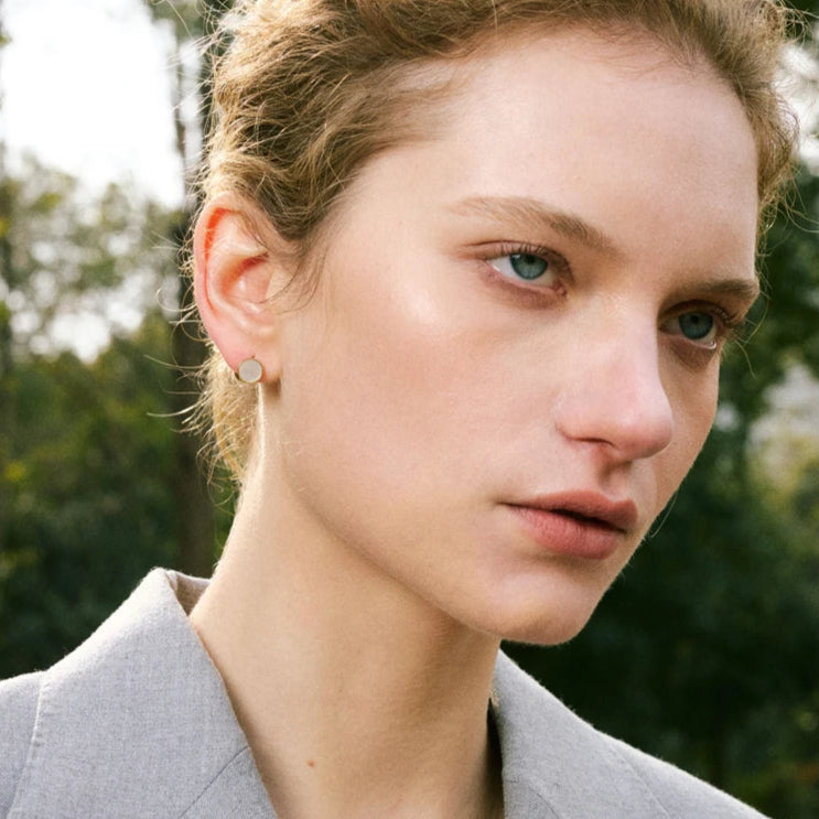 Double-Sided Round Shell Stud Earrings