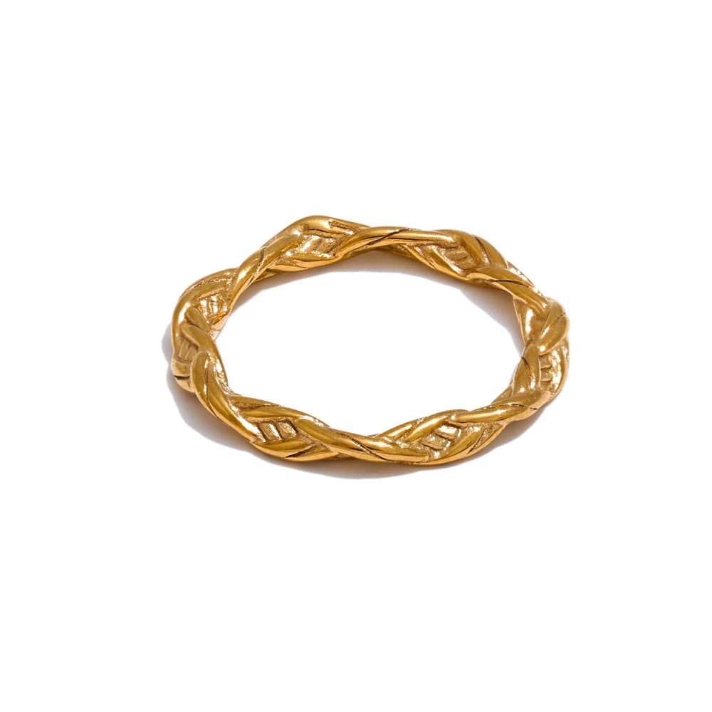 Twisted Minimalist Ring