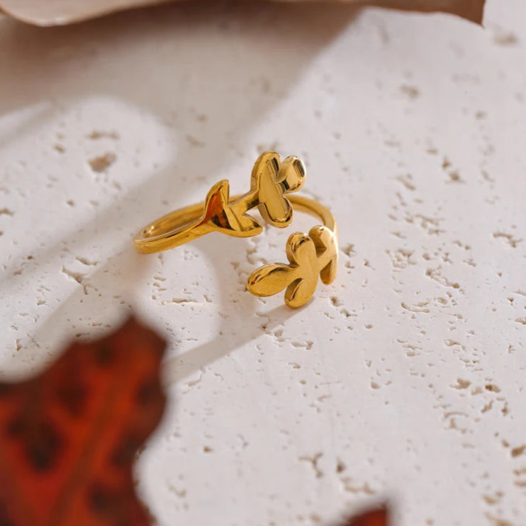Leafy Plant-Inspired Ring