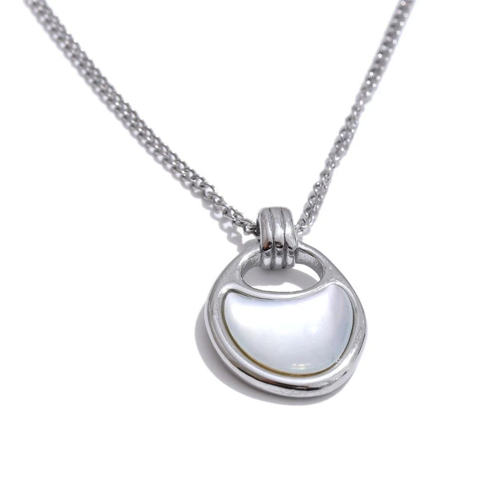 Shell Geometric Pendant Necklace