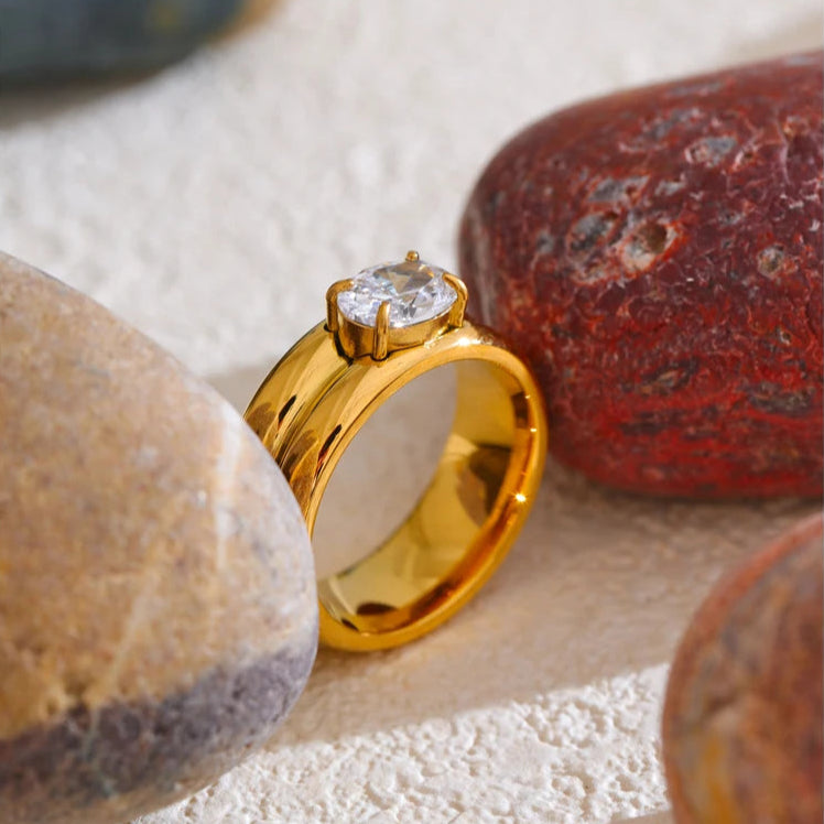 Elegant Cubic Zirconia Ring