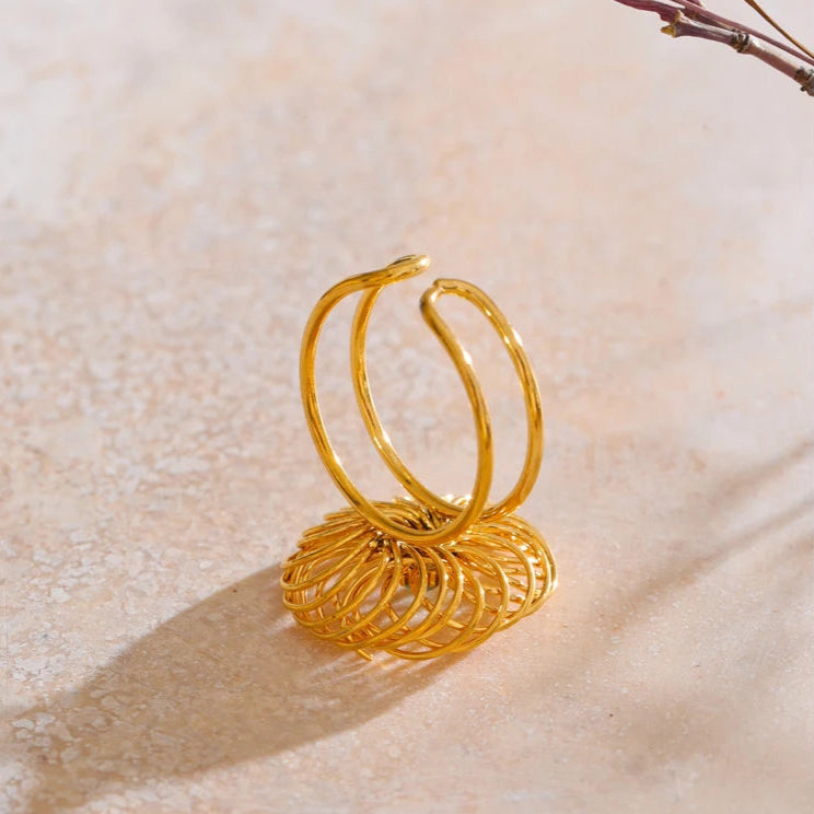 Adjustable Ring With Stone & Floral Hollow Design