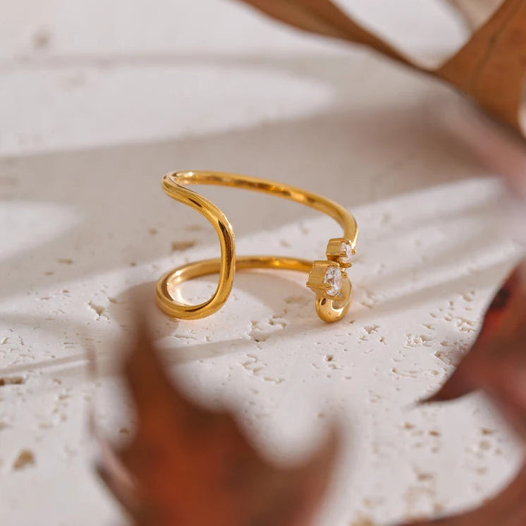 Chic & Romantic Zircon Ring