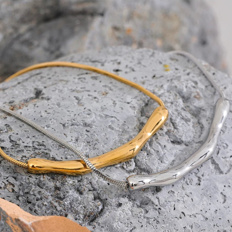 Geometric Pendant Clavicle Necklace