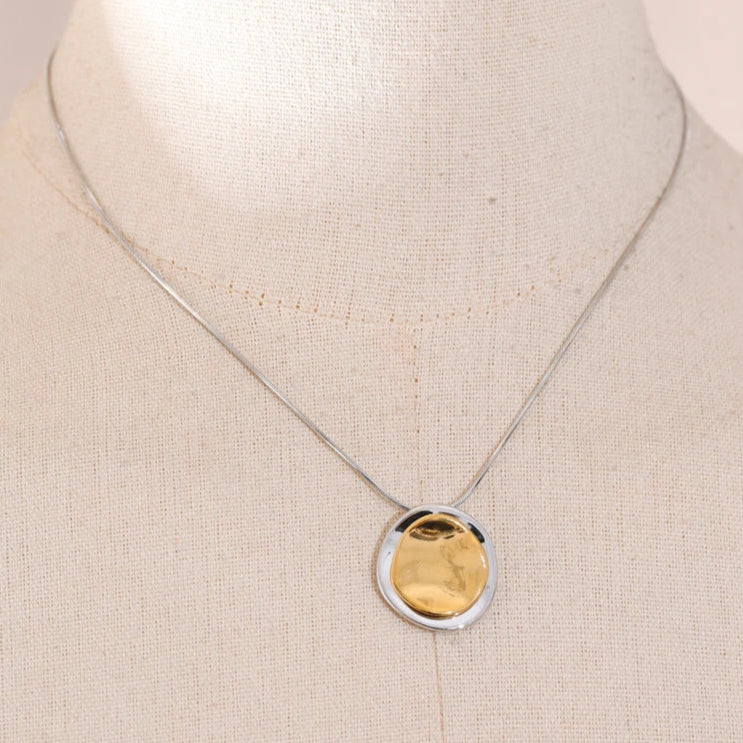 Double Circle Pendant Necklace