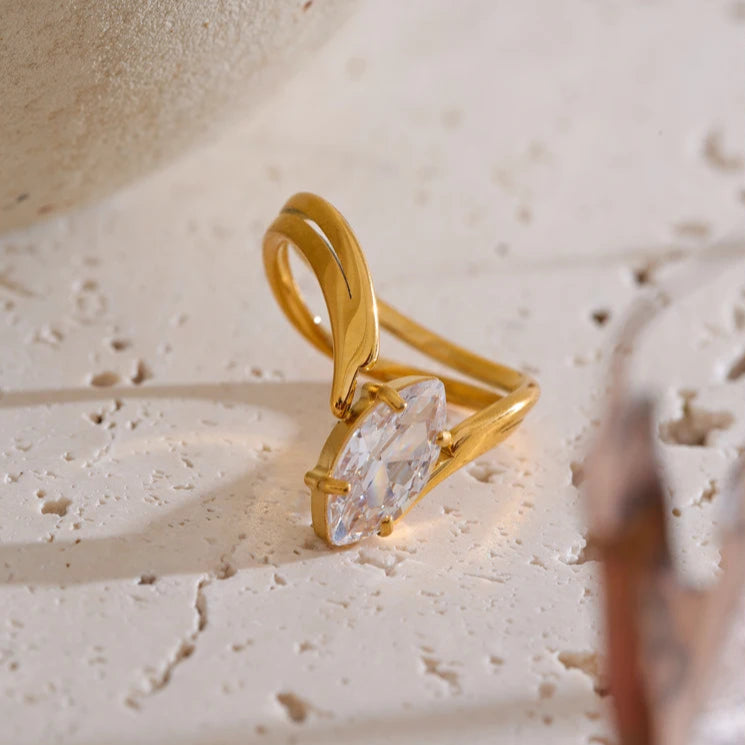 Delicate Zirconia Ring