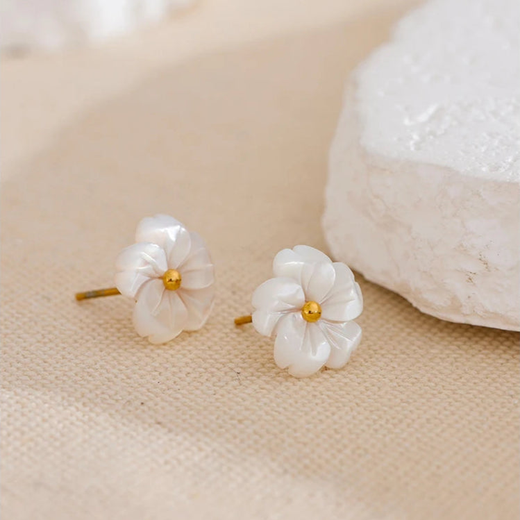 Bloom Shell Stud Earrings