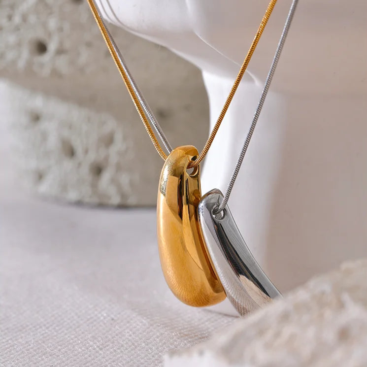 Smooth Water Drop Pendant Necklace