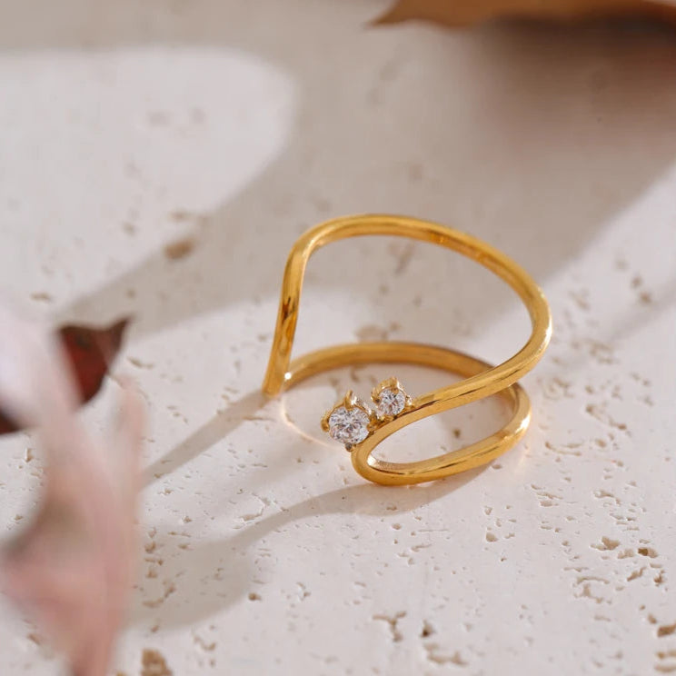 Chic & Romantic Zircon Ring