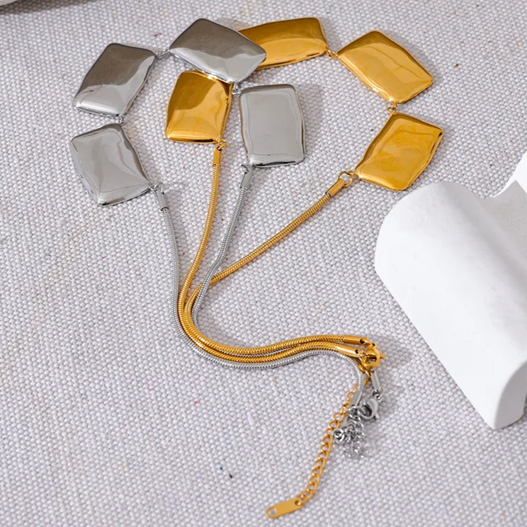 Geometric Square Pendant Collar Necklace
