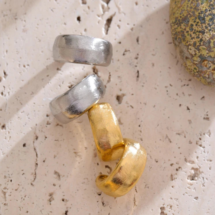 Minimalist C-Shape Hoop Earrings
