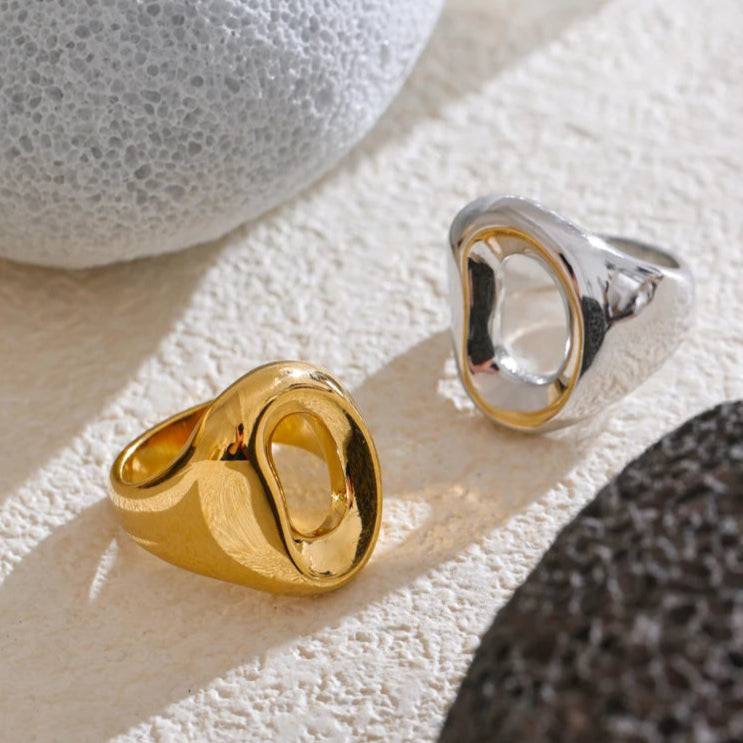Geometric Hollow Statement Ring
