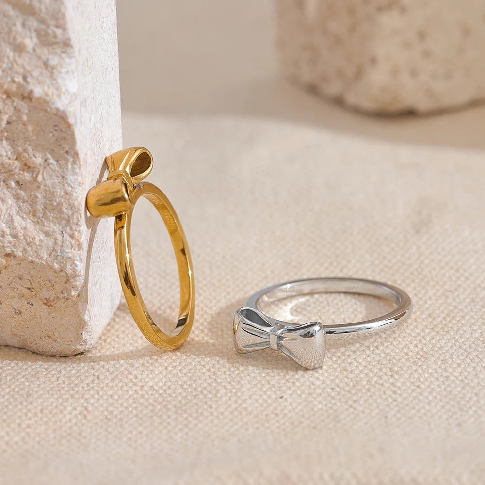Gold Bowknot Ring