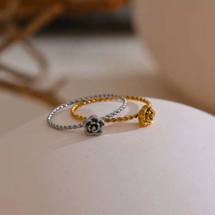 Small Flower Ring