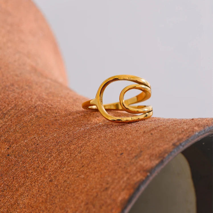 Hollow Geometric Ring