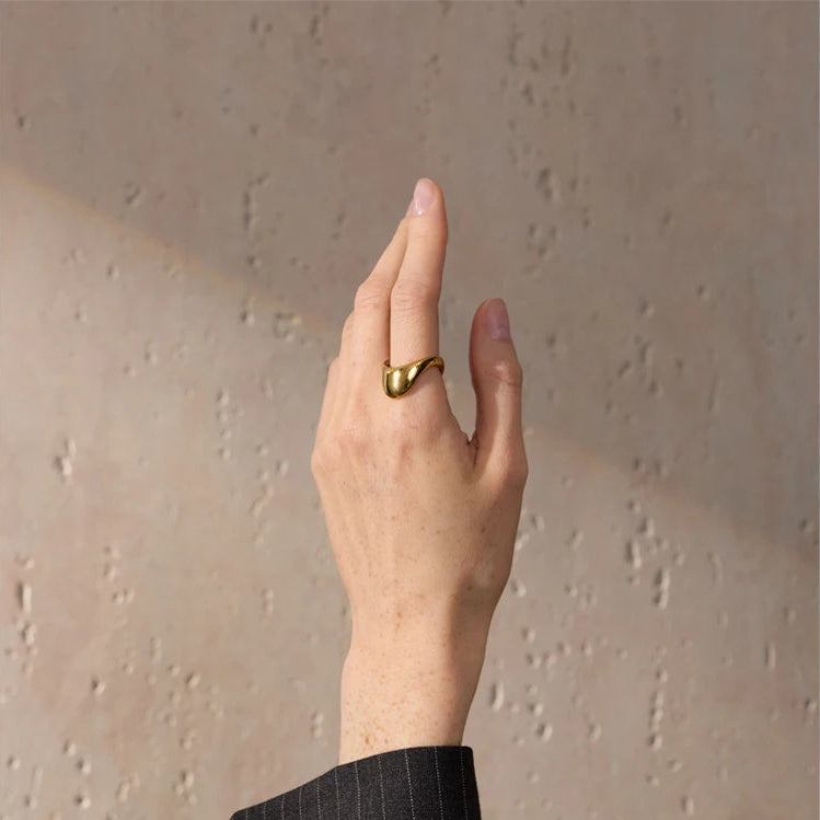 Smooth Geometric Ring
