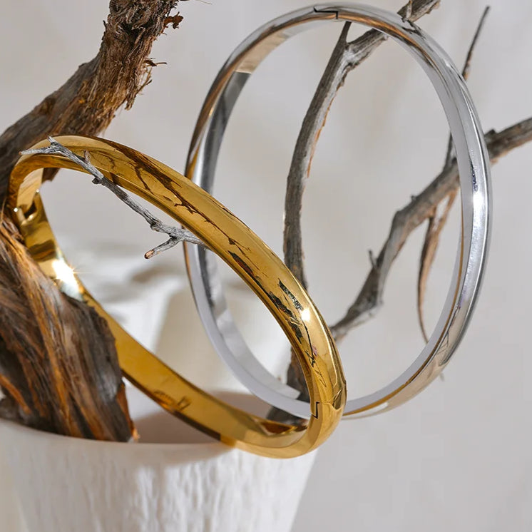 Round Smooth Bangle