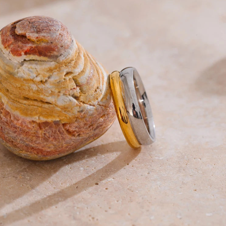 Two-Tone Casting Design Ring