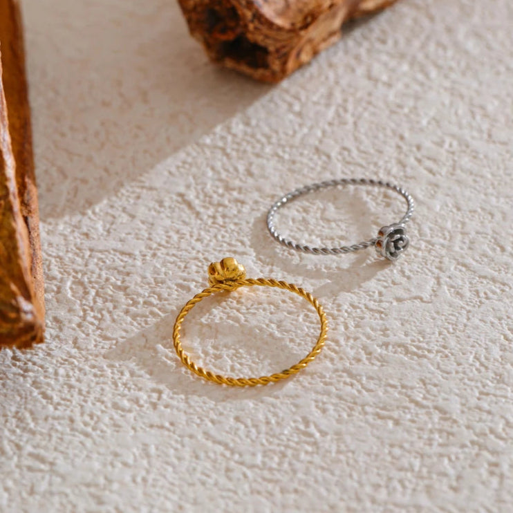 Small Flower Ring