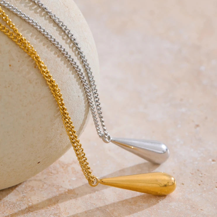 Minimalist Water Drop Pendant Necklace