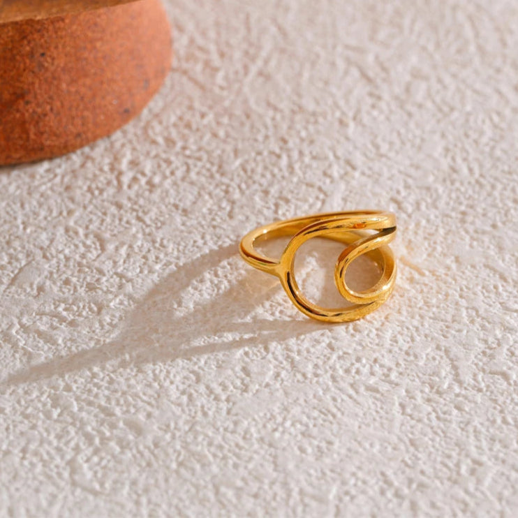 Hollow Geometric Ring