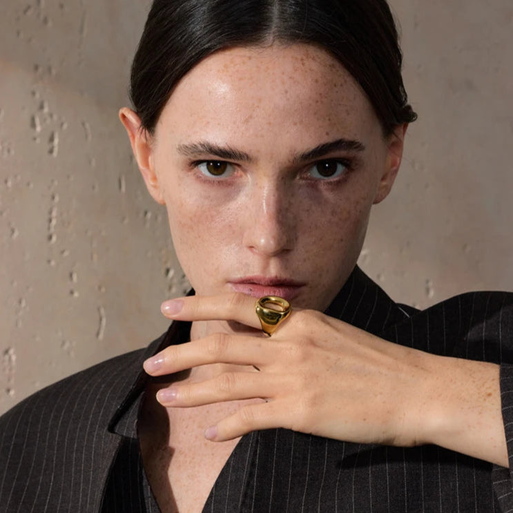 Geometric Hollow Statement Ring