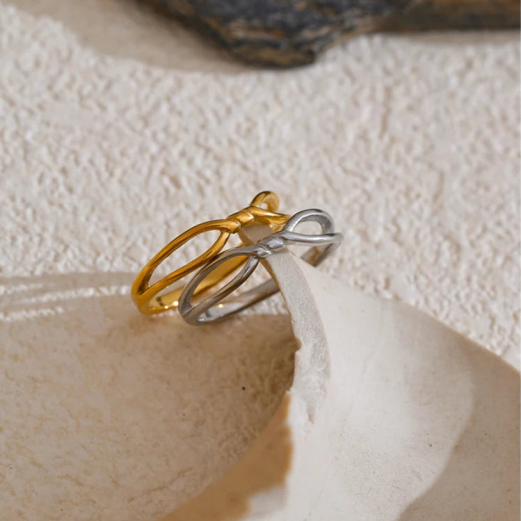 Minimalist Twisted Thin Ring