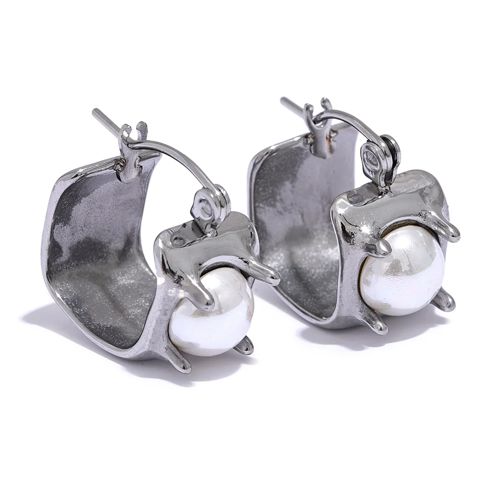 Vintage-Inspired Geometric Hoop Earrings with Simulated Pearls