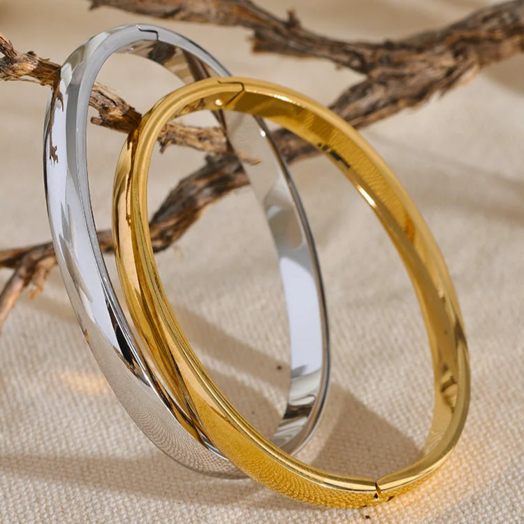 Round Smooth Bangle