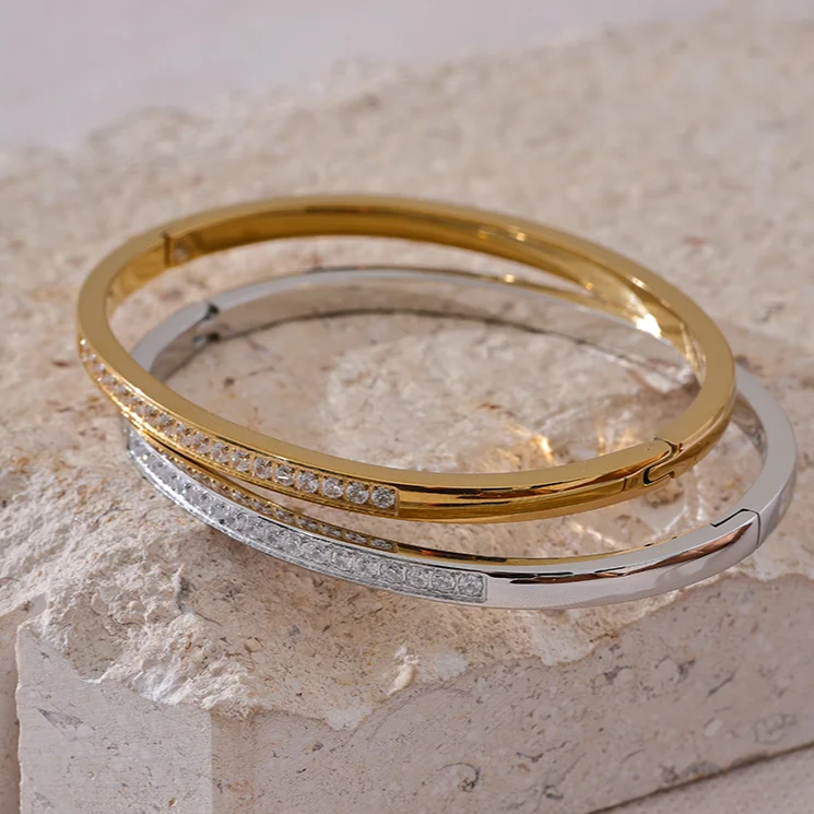 Shiny Cubic Zirconia bracelet