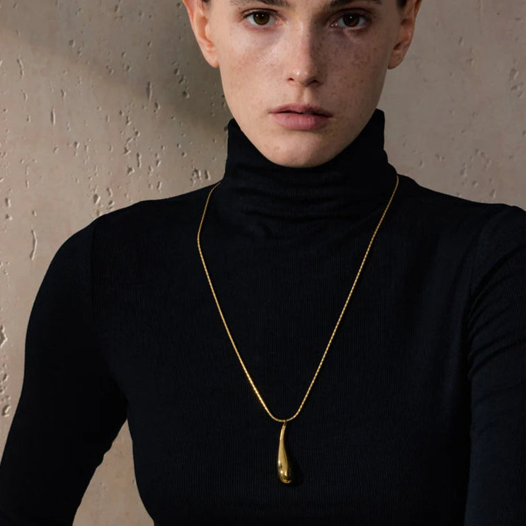 Minimalist Water Drop Pendant Necklace