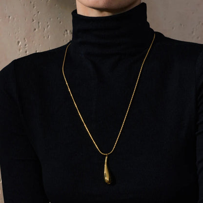 Minimalist Water Drop Pendant Necklace