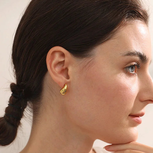 Eva Mini Teardrop Stud Earrings