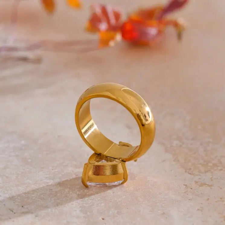 Heart-shaped cubic zirconia ring
