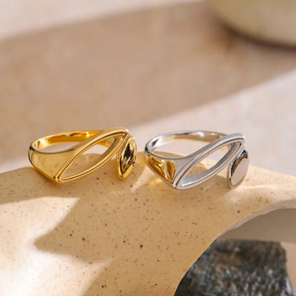 Geometric Hollow Ring