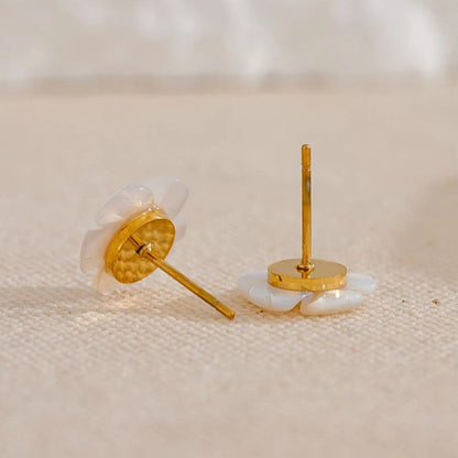 Bloom Shell Stud Earrings