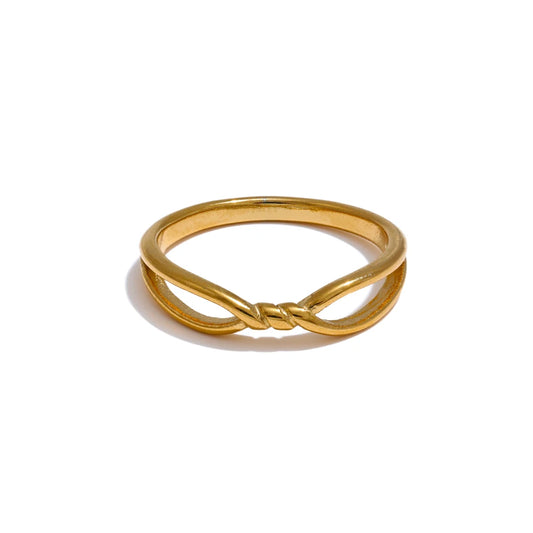 Minimalist Twisted Thin Ring