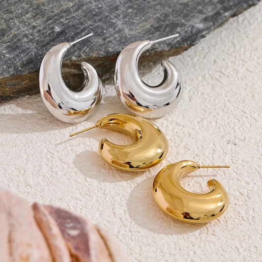 Luna Bold C-Shape Hoop Earrings