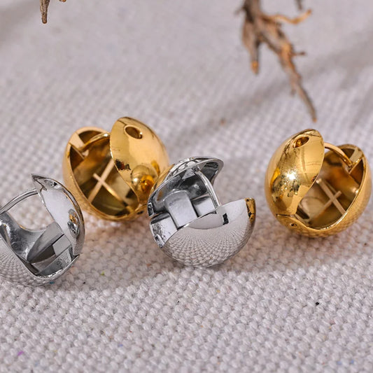 Smooth Hollow Round Hoop Earrings